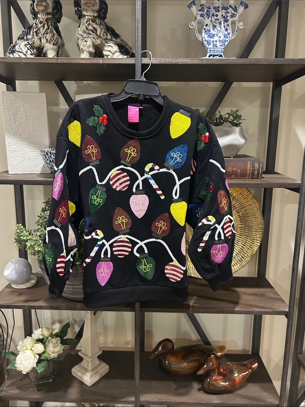 Queen of Spsrkles Festive Black Christmas Pullover Sweater - Women's med NWOT